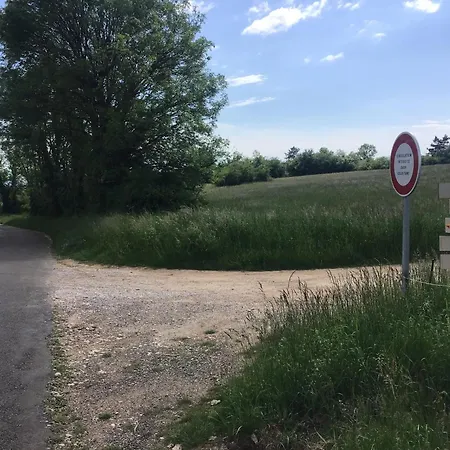 Nocleg ze śniadaniem D Lucye *