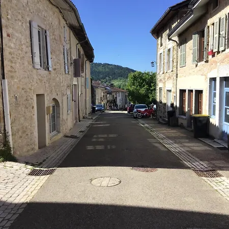 D Lucye Frühstückspension Treffort (Ain)