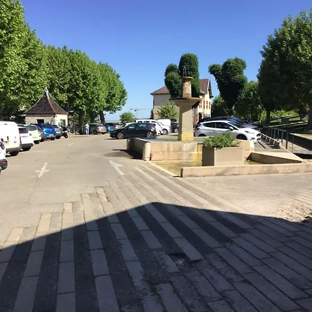 D Lucye Frühstückspension Treffort (Ain)